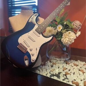 Rosewood Fingerboard Electric Guitar